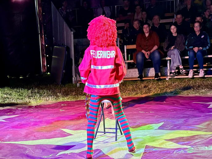 Feuerwehr (vergrößerte Bildansicht wird geöffnet)